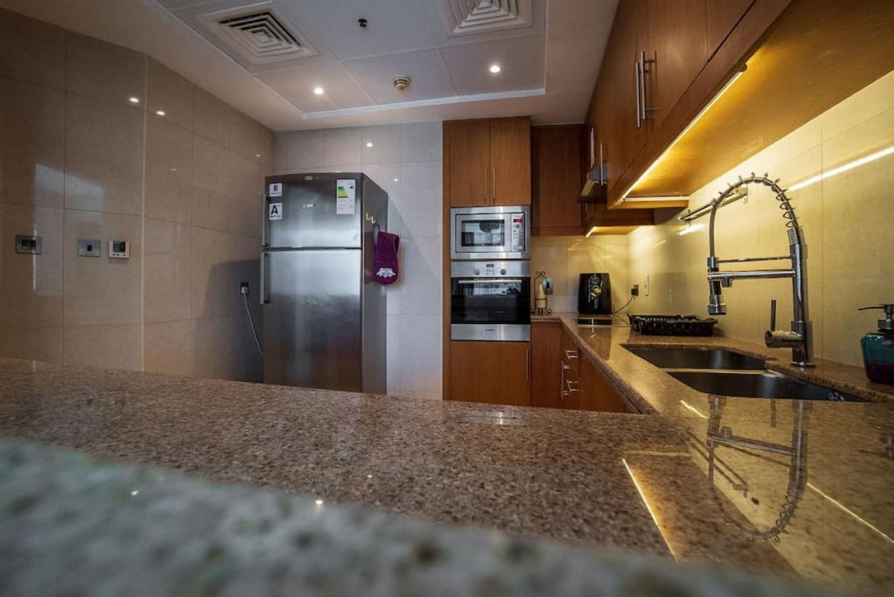 Apartment Key View - Trident Grand *